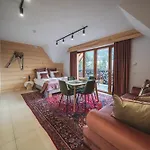 Jaszczurowka 33 Wellness&spa 4* 자코파네