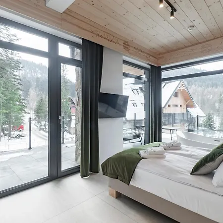 Jaszczurowka 33 & Apartmanhotel