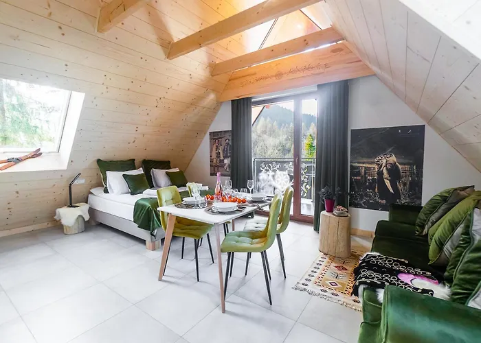 Jaszczurowka 33 & Apartmanhotel