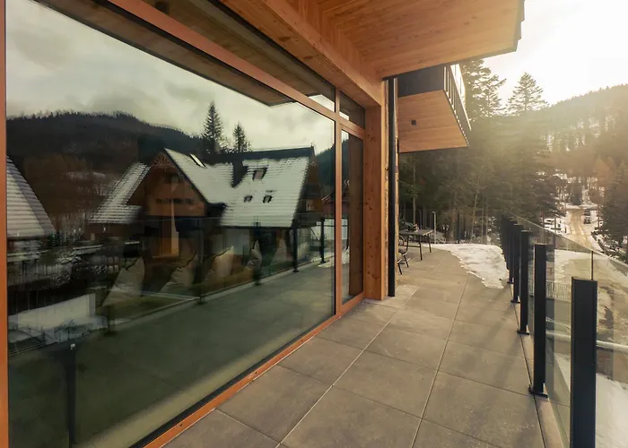 Jaszczurowka 33 & Apartmanhotel